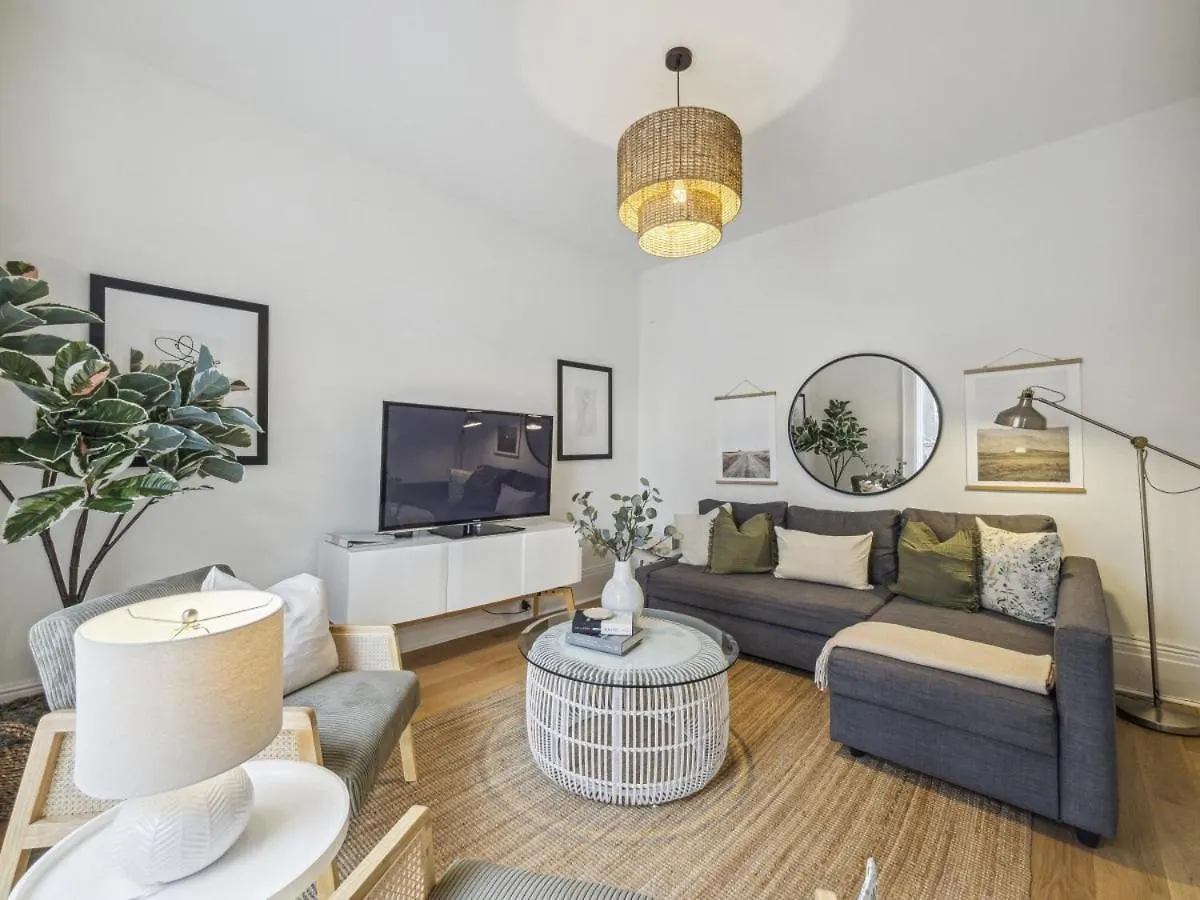 Historic Modern Home In Distillery District 多伦多